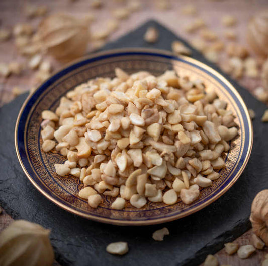 nussmart Cashew Bruch - Cashew Stücke aus Vietnam. Ansich in Schale auf Schieferplatte. Dekorationsobjekte sich nicht Leistungsbestandteil